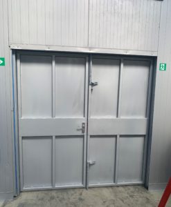 commercial gates-4