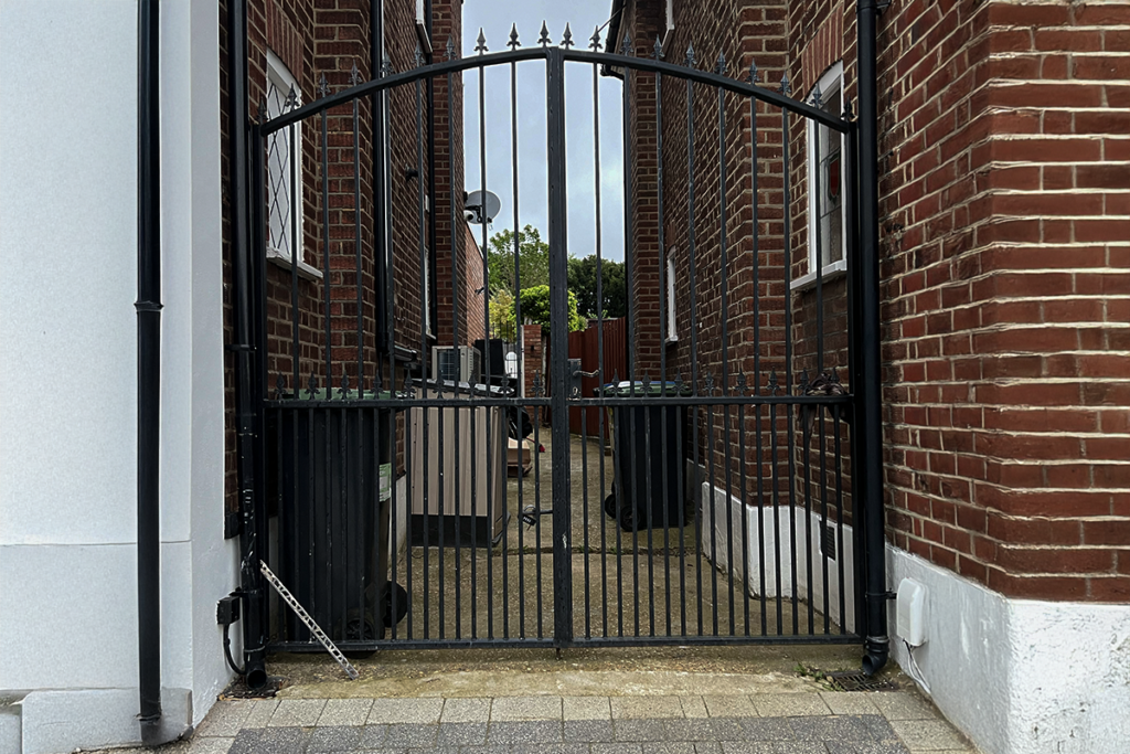 gates8